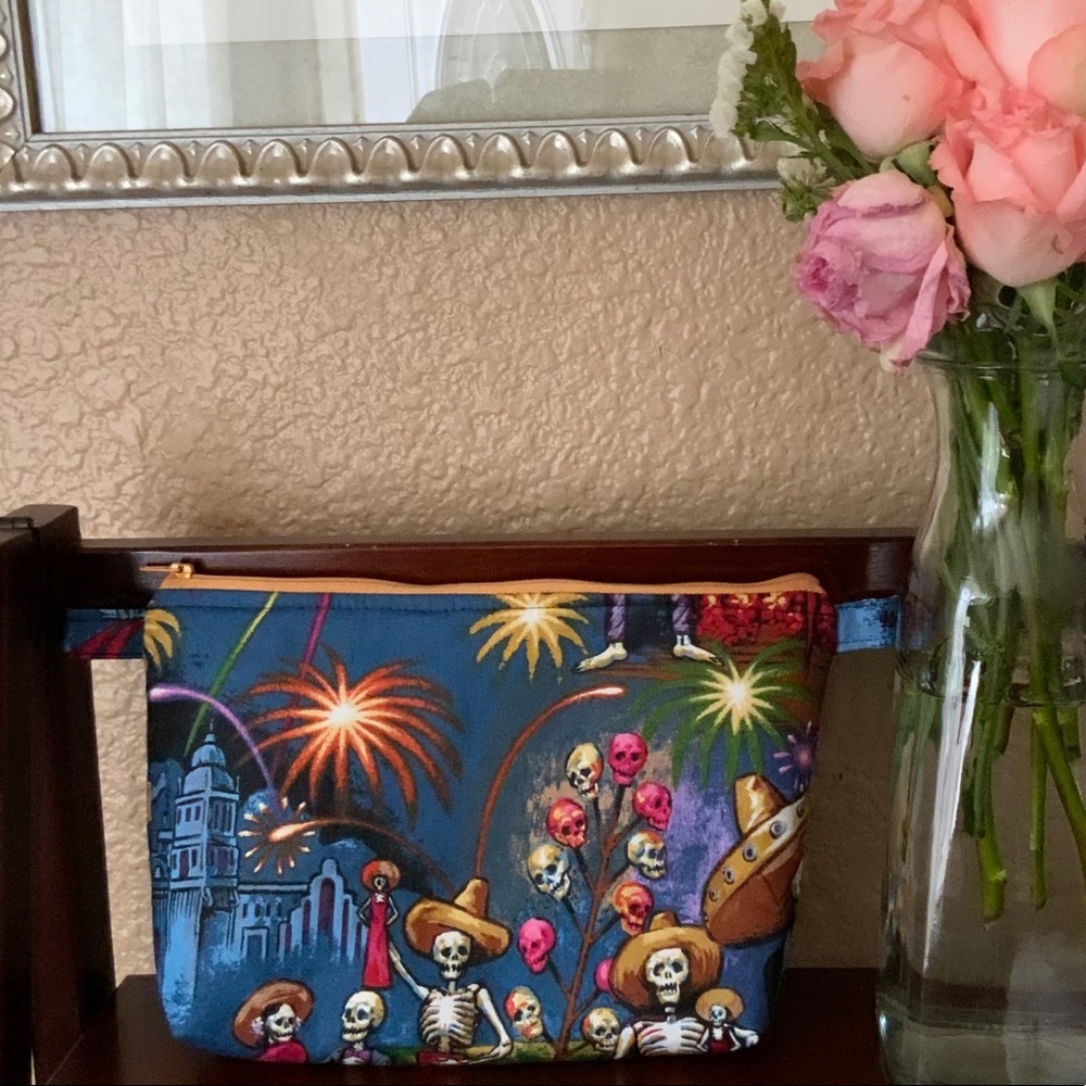 Calavera make up bag